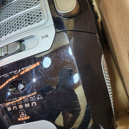 Aspiradora Arrastre Trotter  Ursus Silent 1804 Negro